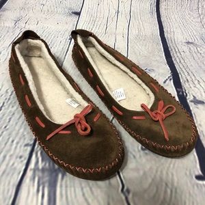 LL Bean leather slippers. Would fit a 9/9.5 better